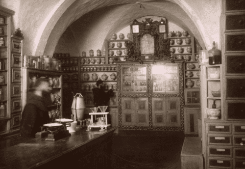 Farmacia del Convento di San Salvatore in Gerusalemme